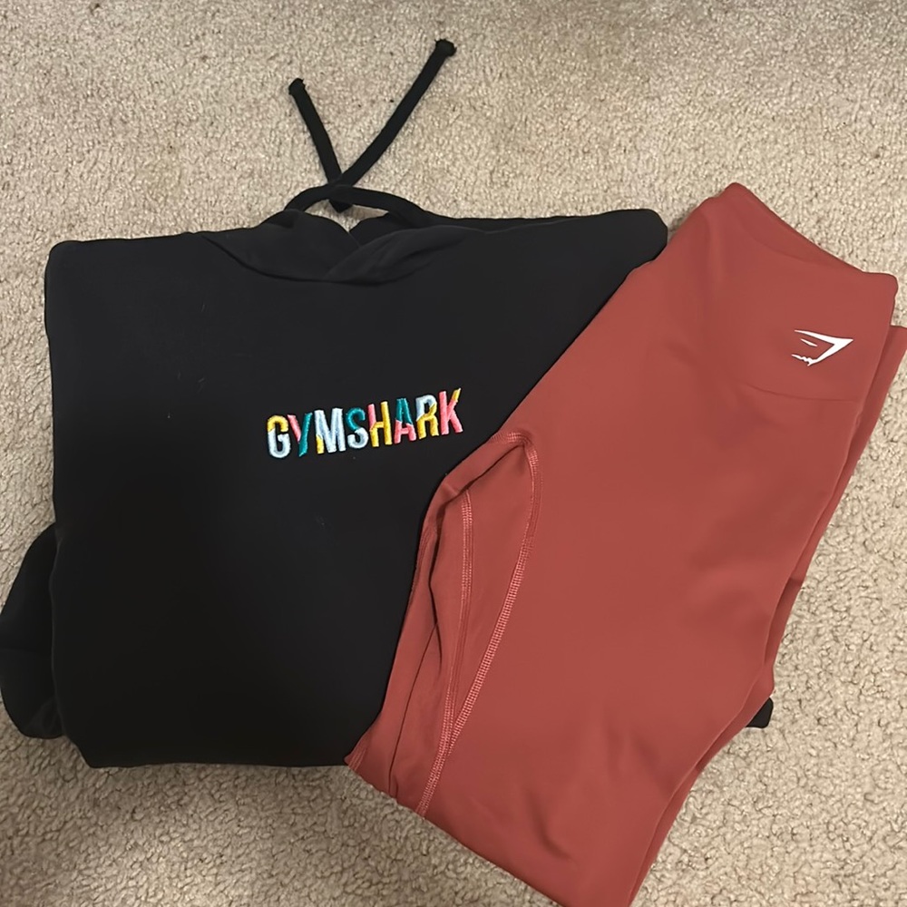 GYMSHARK SET